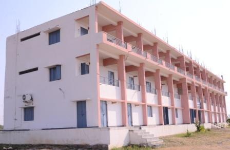 Sri Raghavendra College of Education building at Nannur, Orvakal Mandal